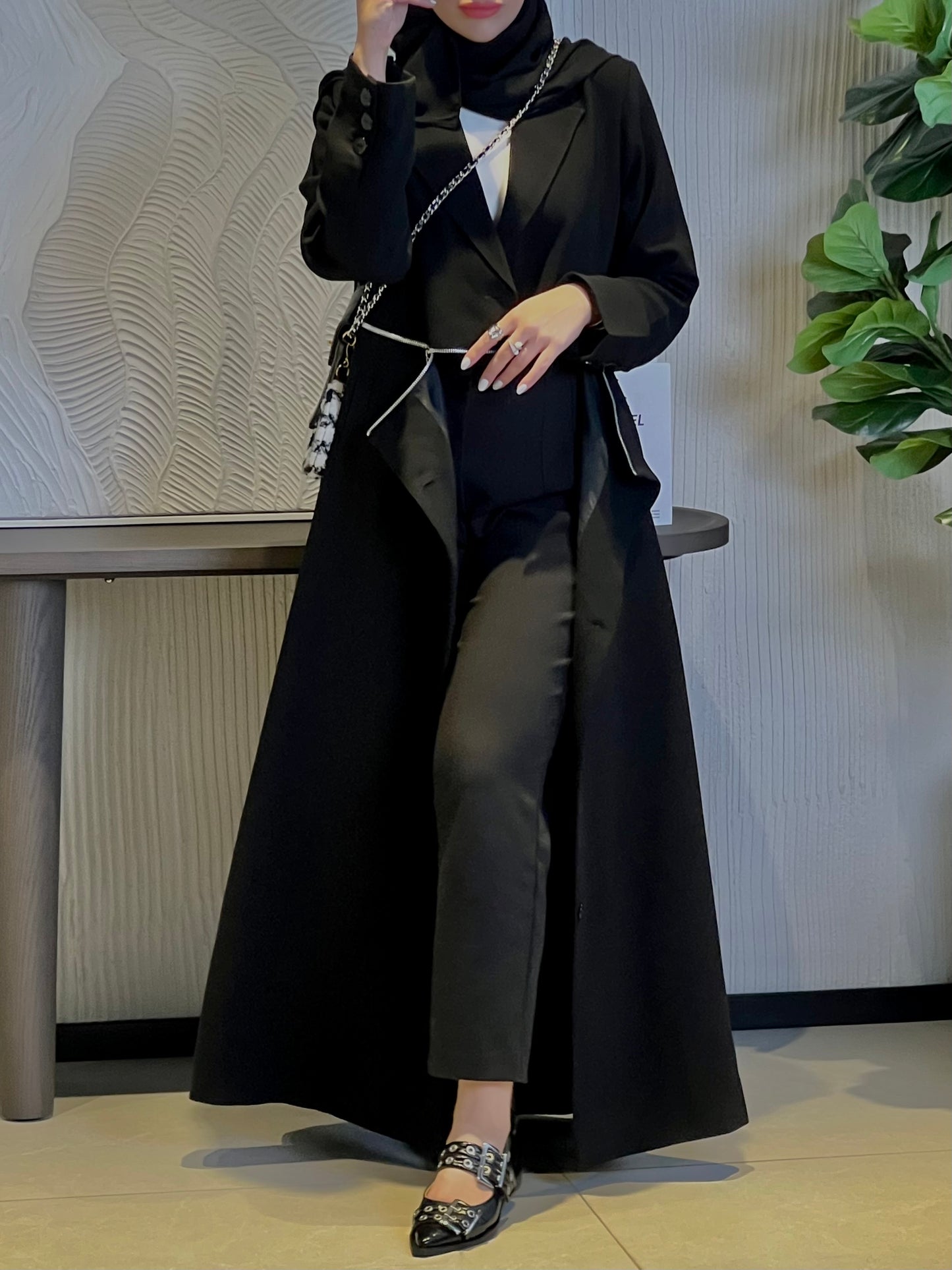 Code B17 Zipper Blazer Abaya