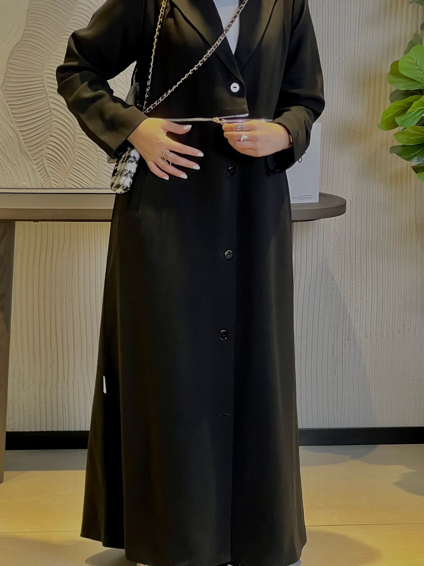 Code B17 Zipper Blazer Abaya
