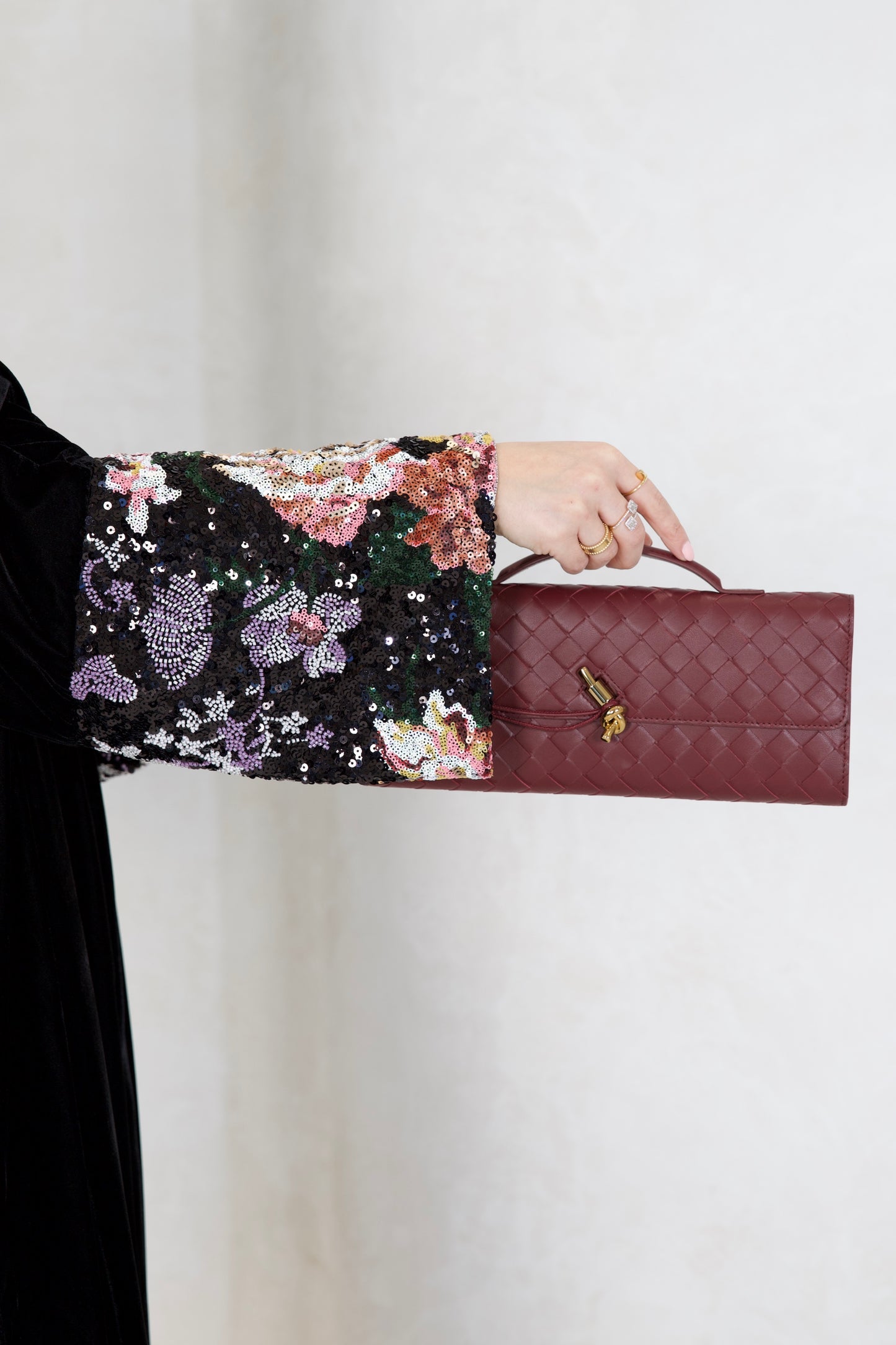 M01 Flowery مخمل او كريب optional