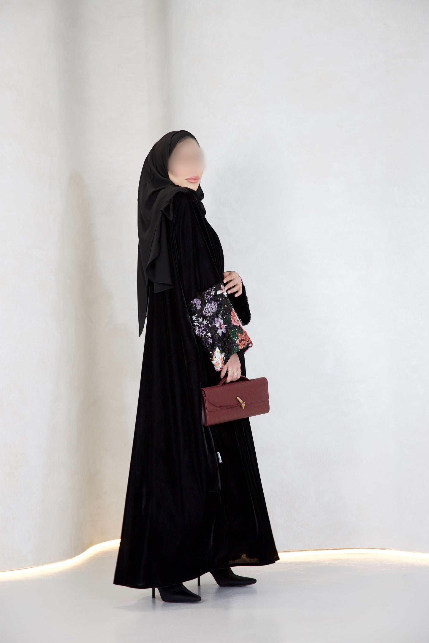 M01 Flowery مخمل او كريب optional