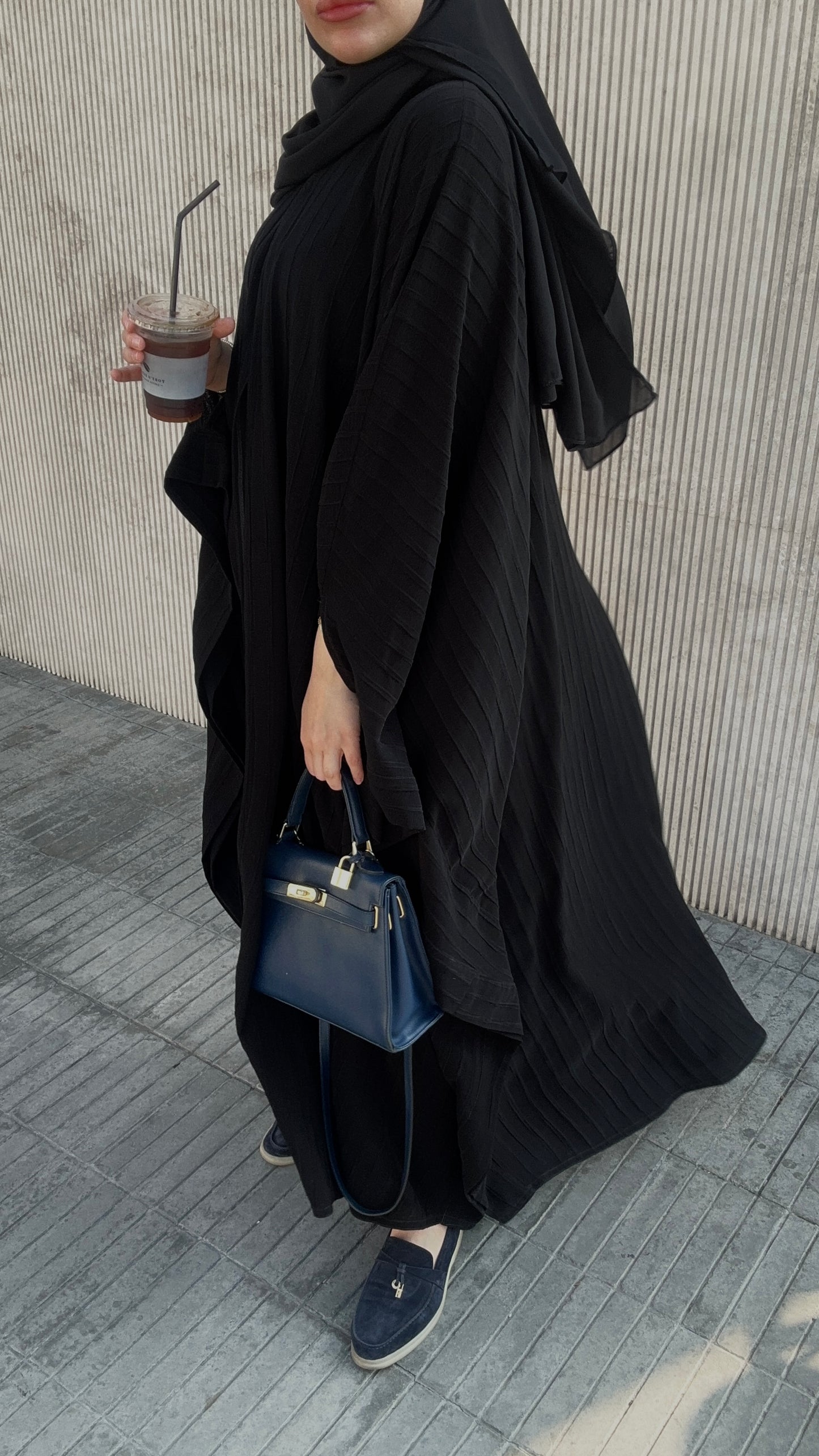 Abaya code B11